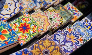 Traditional Portuguese tile painting workshop in Lisbon