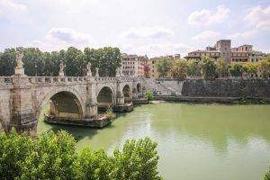 River Tiber with bridge, Trastevere, Rome.