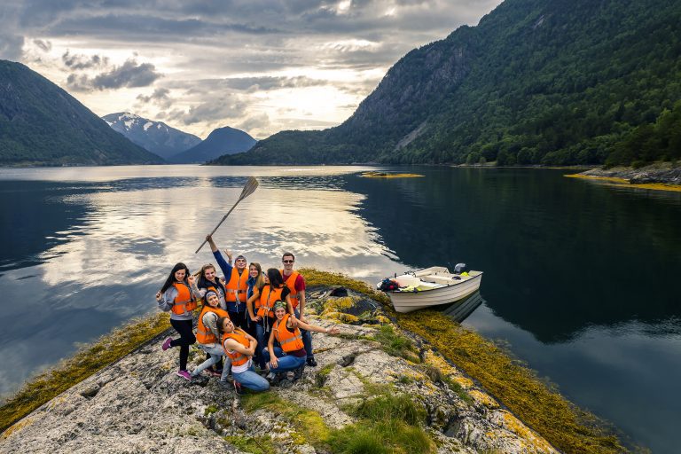 Read more about the article Team Retreats and Mental Health